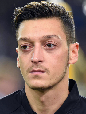 Mesut Özil