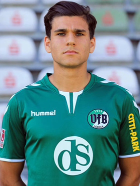 Cemal Sezer