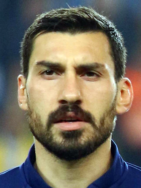 Sener Özbayrakli